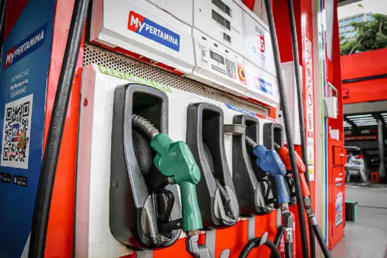 Ilustrasi pom bensin Pertamina (Foto: ANTARA News Sumbar)